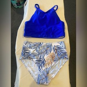 New 2pc high waist swim suit. Size Large